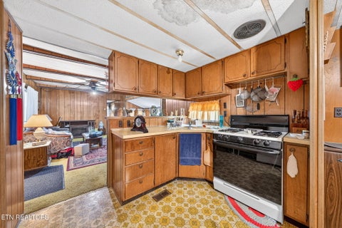 Tiny photo for 1055 Rector Rd, Crossville, TN 38571 (MLS # 1356218)