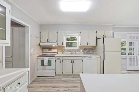 Tiny photo for 819 Rutledge Pike, Blaine, TN 37709 (MLS # 1349885)