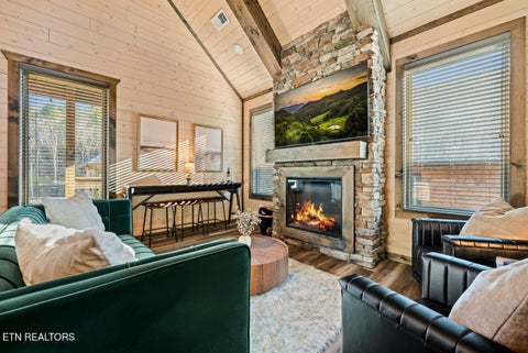 Tiny photo for 564 Warbonnet Way, Pigeon Forge, TN 37863 (MLS # 1355807)