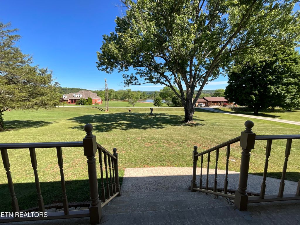 Photo of 651 River Rd, Kingston, TN 37763 (MLS # 1340518)