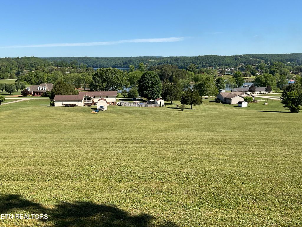 Photo of 651 River Rd, Kingston, TN 37763 (MLS # 1340518)