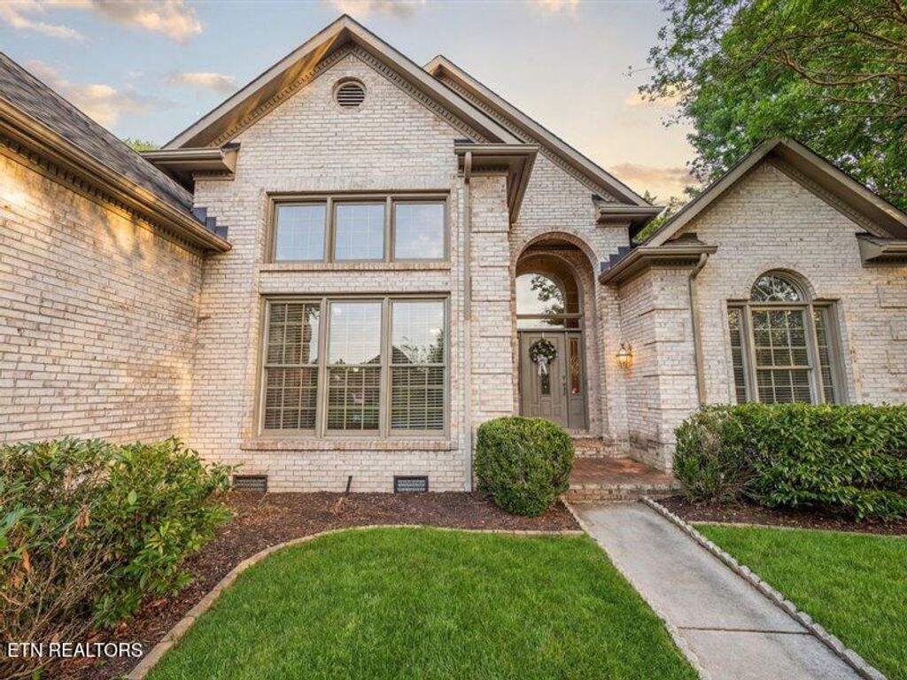 Photo of 847 Trent Lane, Knoxville, TN 37922 (MLS # 1327397)