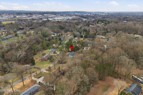 Tiny photo for 8129 Ainsworth Drive, Knoxville, TN 37909 (MLS # 1328239)