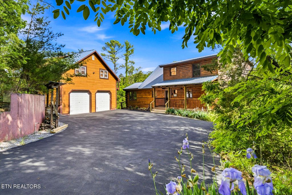 Photo of 1590 Tranquility Tr, Dandridge, TN 37725 (MLS # 1338595)