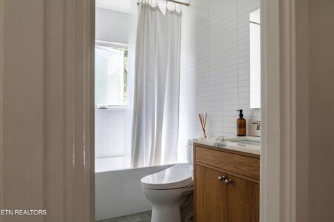 Tiny photo for 6709 Crystal Lake Drive, Knoxville, TN 37919 (MLS # 1320829)