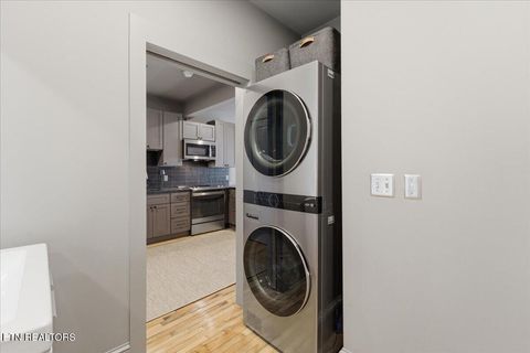 Tiny photo for 505 Union Ave #208, Knoxville, TN 37902 (MLS # 1341592)