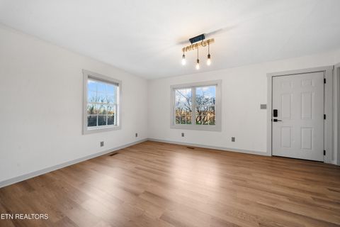 Tiny photo for 800 Gertrude Ave, Knoxville, TN 37920 (MLS # 1327887)