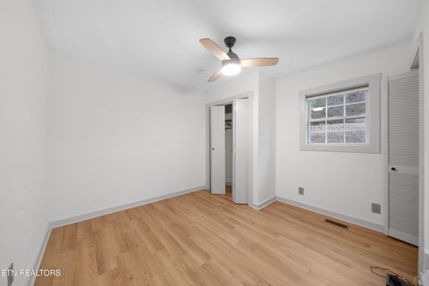 Tiny photo for 800 Gertrude Ave, Knoxville, TN 37920 (MLS # 1327887)