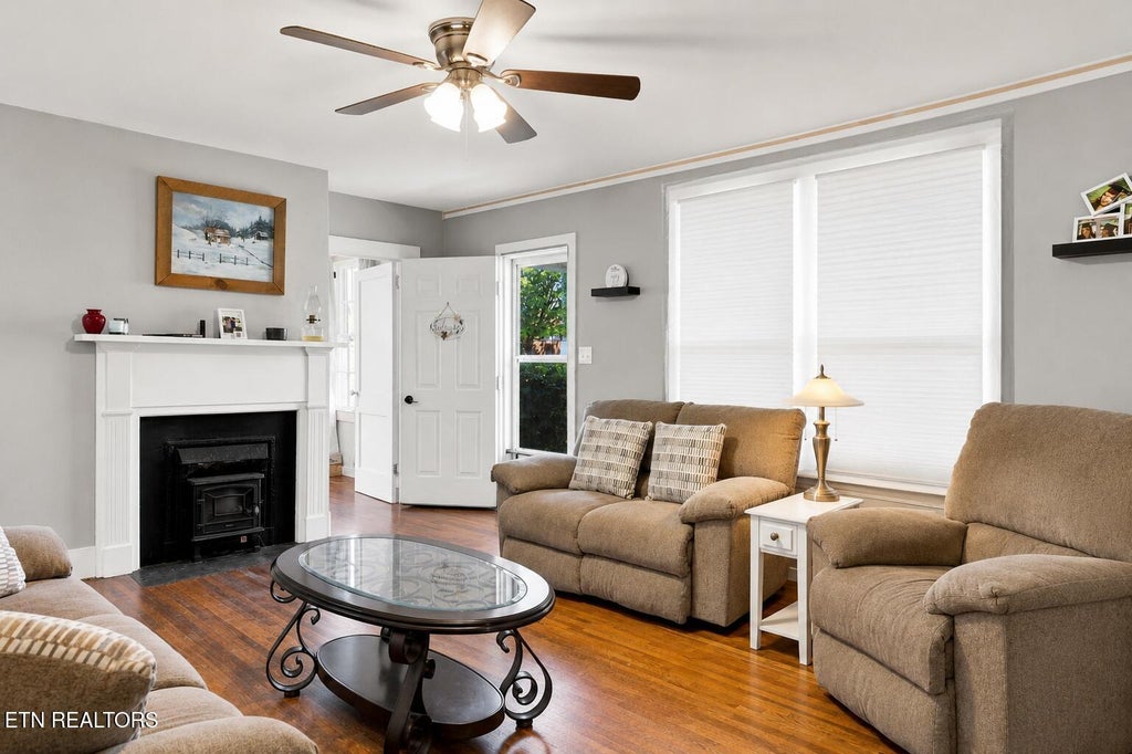 Photo of 301 W Main St, Niota, TN 37826 (MLS # 1354272)