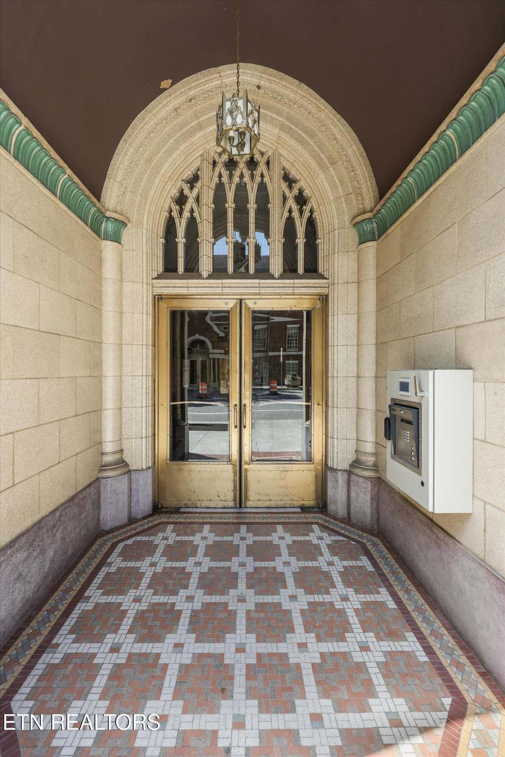 Photo of 603 W Main St #1002, Knoxville, TN 37902 (MLS # 1352730)