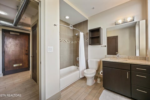 Tiny photo for 603 W Main St #1002, Knoxville, TN 37902 (MLS # 1352730)