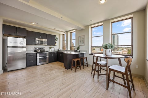 Tiny photo for 603 W Main St #1002, Knoxville, TN 37902 (MLS # 1352730)
