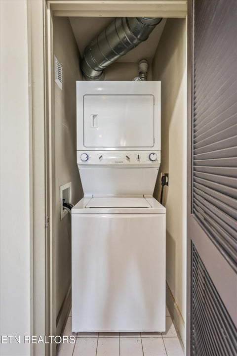 Tiny photo for 603 W Main St #1002, Knoxville, TN 37902 (MLS # 1352730)
