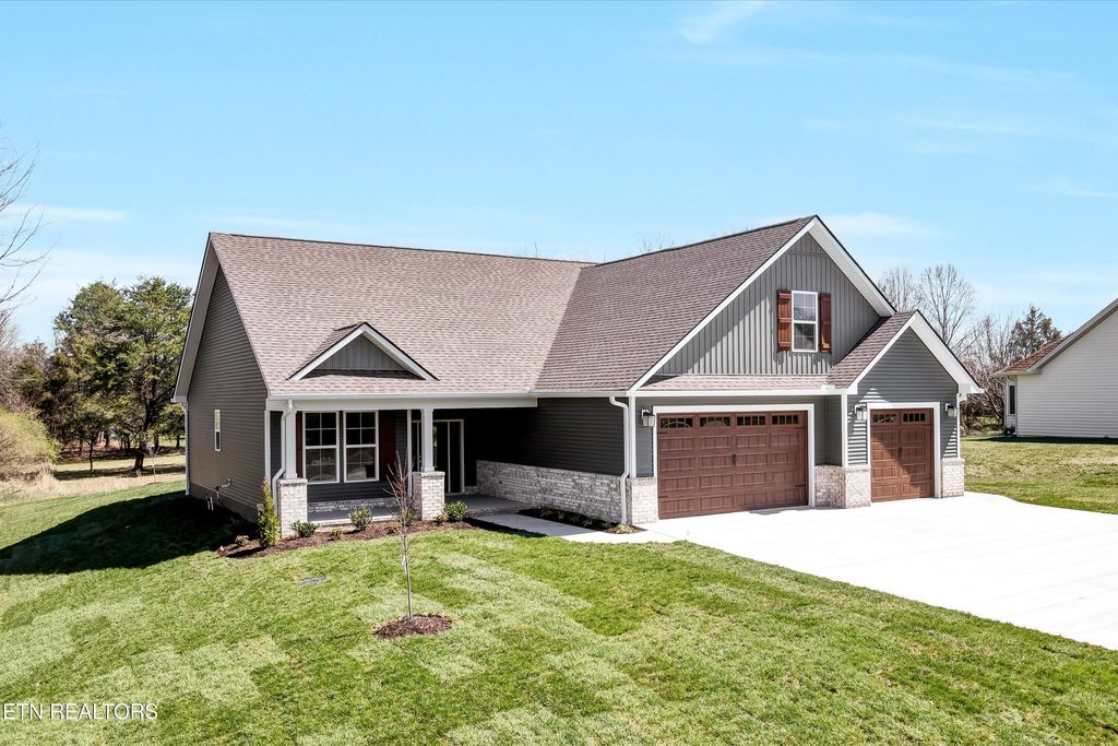 Photo of 143 Dudi Tr, Vonore, TN 37885 (MLS # 1290276)