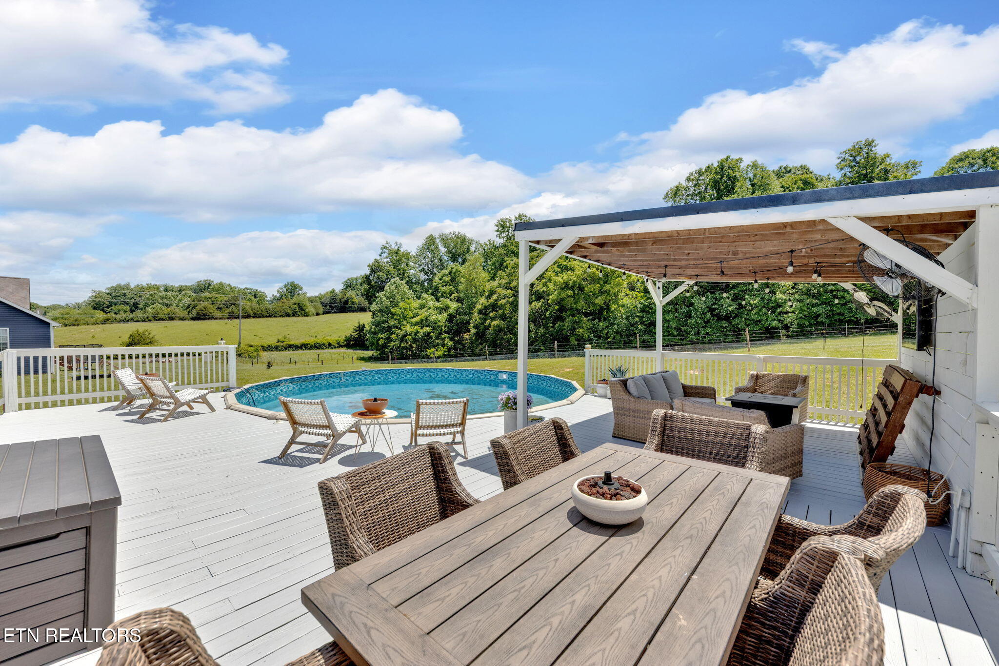113 Cheshire Ct