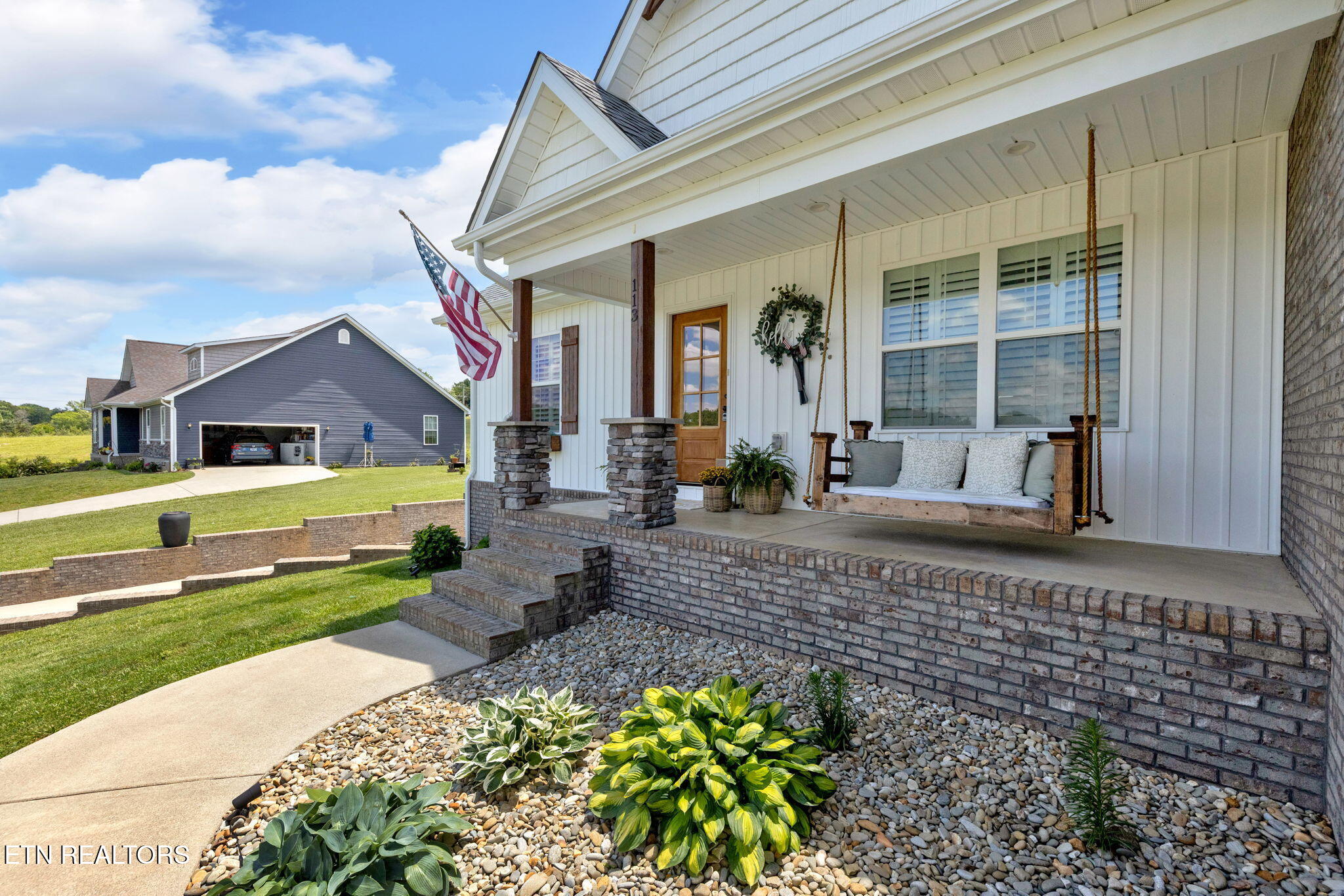 113 Cheshire Ct