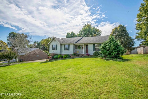 Tiny photo for 1021 Summerfield Drive, Maryville, TN 37801 (MLS # 1359481)