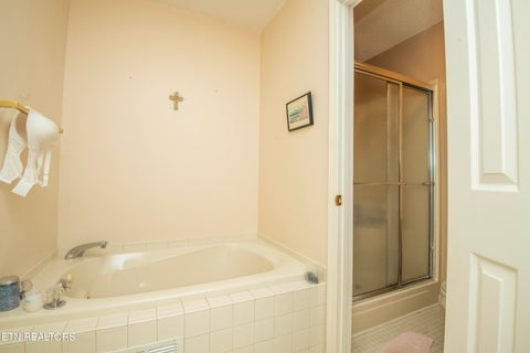 Tiny photo for 1021 Summerfield Drive, Maryville, TN 37801 (MLS # 1359481)