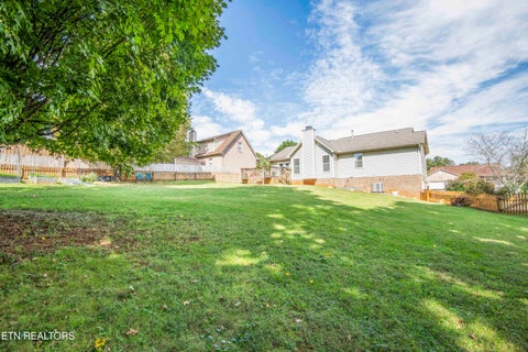 Tiny photo for 1021 Summerfield Drive, Maryville, TN 37801 (MLS # 1359481)