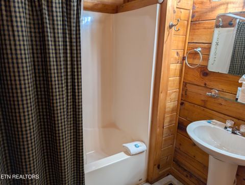 Tiny photo for 427 Montview Way, Gatlinburg, TN 37738 (MLS # 1317989)