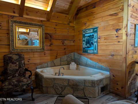 Tiny photo for 427 Montview Way, Gatlinburg, TN 37738 (MLS # 1317989)