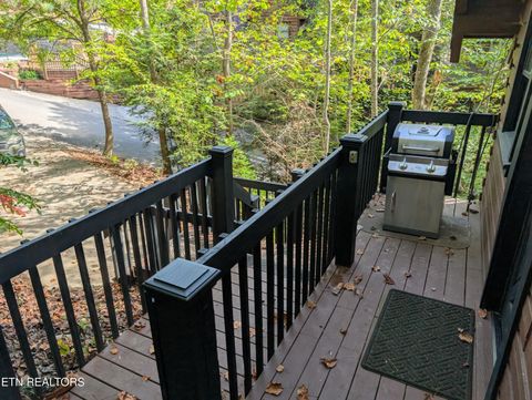 Tiny photo for 427 Montview Way, Gatlinburg, TN 37738 (MLS # 1317989)