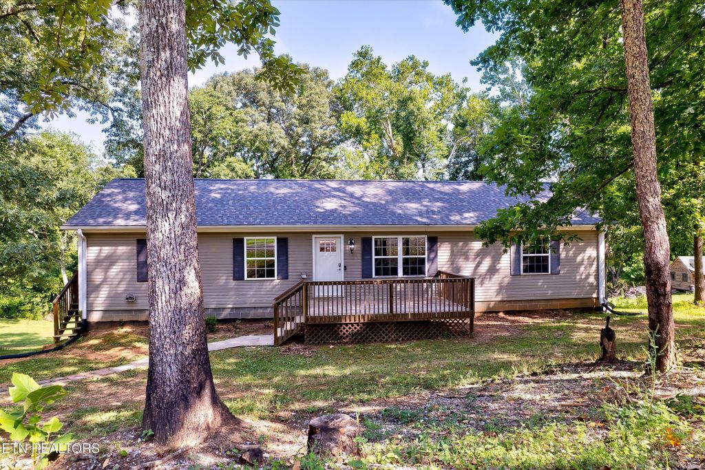 Photo of 101 Shady Lane, Rockwood, TN 37854 (MLS # 1308339)