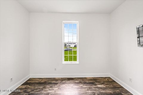 Tiny photo for 108 S Burress Lane, Jacksboro, TN 37757 (MLS # 1346736)