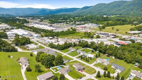 Tiny photo for 108 S Burress Lane, Jacksboro, TN 37757 (MLS # 1346736)