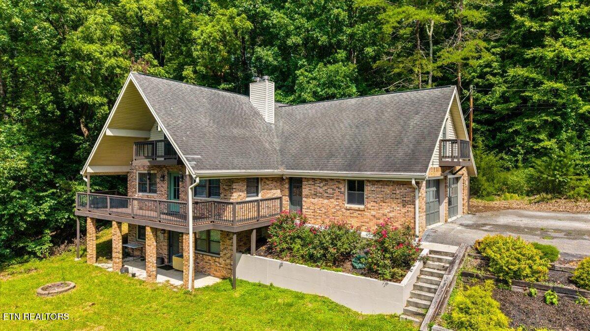 111 Golf Hill Lane
