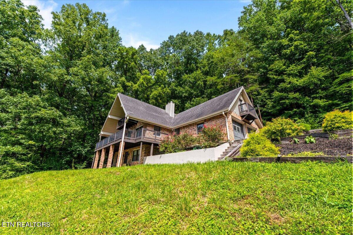 111 Golf Hill Lane
