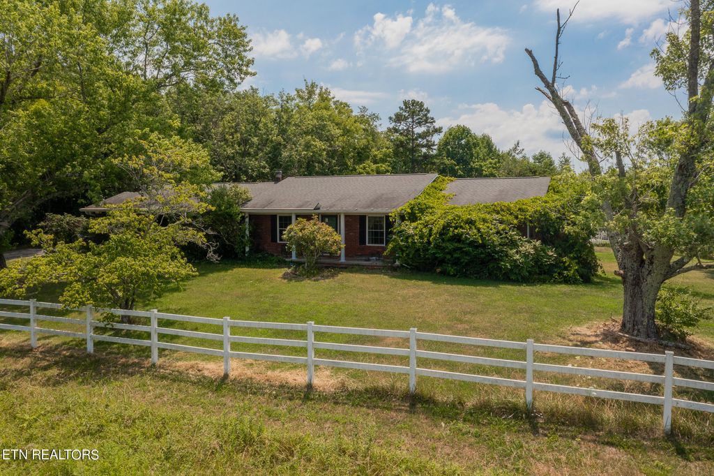 Photo of 7818 Clapps Chapel Rd, Corryton, TN 37721 (MLS # 1276490)