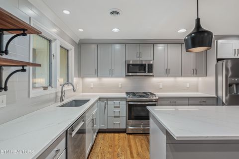 Tiny photo for 8017 Bennington Drive, Knoxville, TN 37909 (MLS # 1333102)