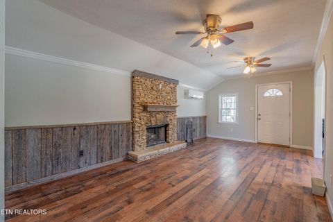 Tiny photo for 410 N Douglas Ave, Rockwood, TN 37854 (MLS # 1329087)