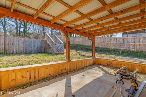 Tiny photo for 410 N Douglas Ave, Rockwood, TN 37854 (MLS # 1329087)