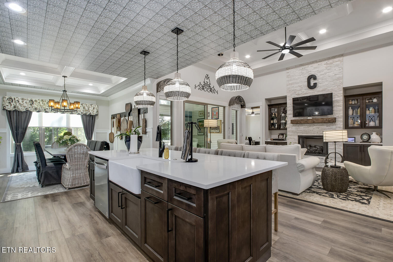 Loudon, Tennessee 37774, United States, 3 Bedrooms Bedrooms, ,2 BathroomsBathrooms,Residential,Active,151558