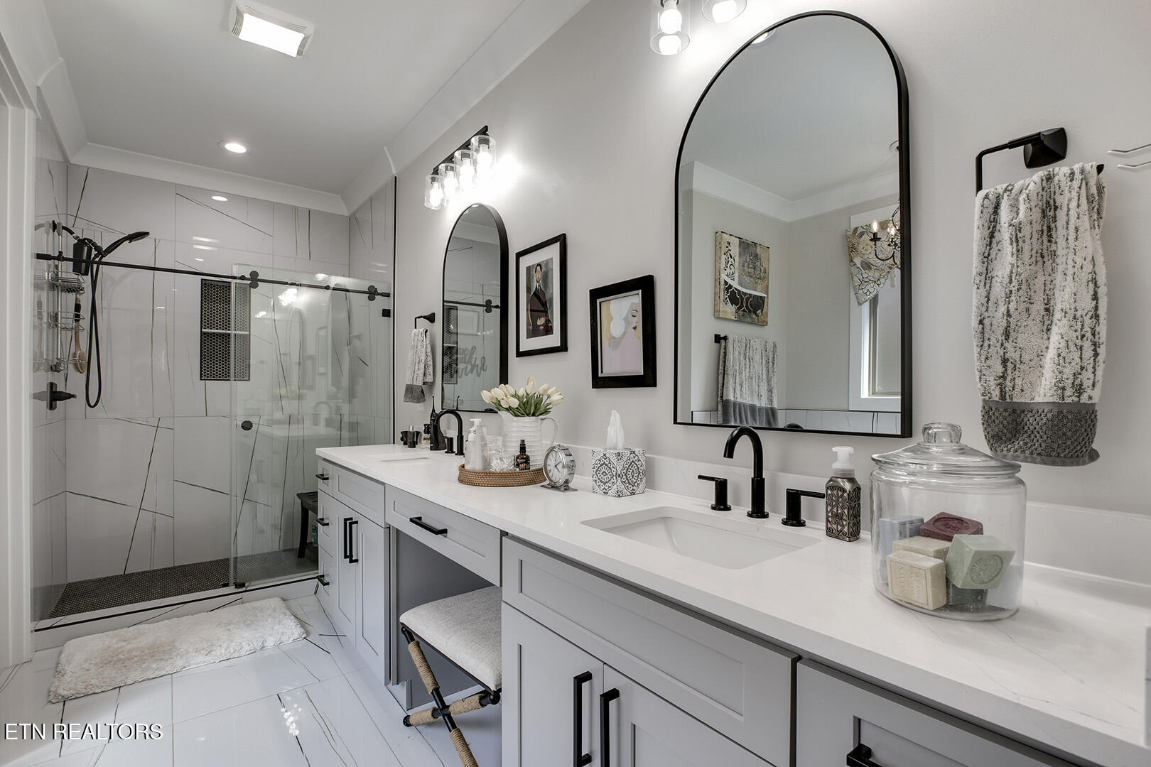 Loudon, Tennessee 37774, United States, 3 Bedrooms Bedrooms, ,2 BathroomsBathrooms,Residential,Active,151558