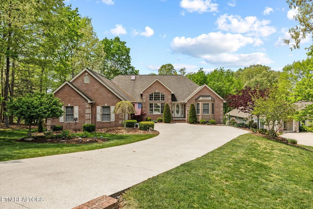 Photo of 106 Mariners Drive, Fairfield Glade, TN 38558 (MLS # 1299579)