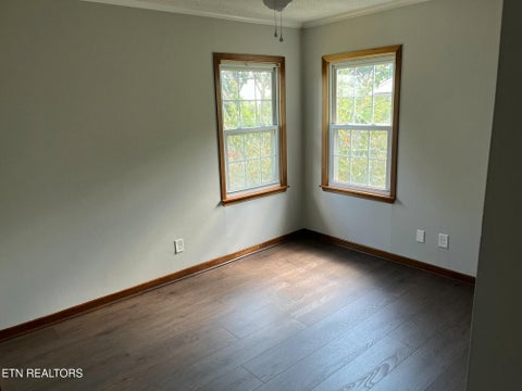 Tiny photo for 1024 Farragut Ave, Knoxville, TN 37917 (MLS # 1354676)