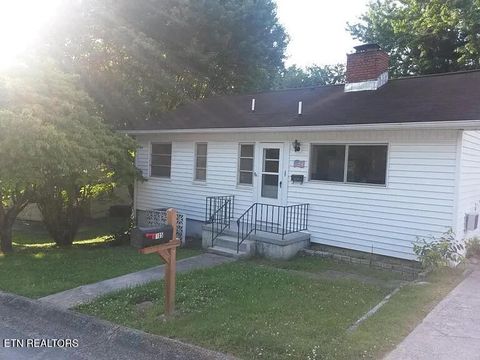 105 Porter Rd (rental portfolio) Oak Ridge TN 37830