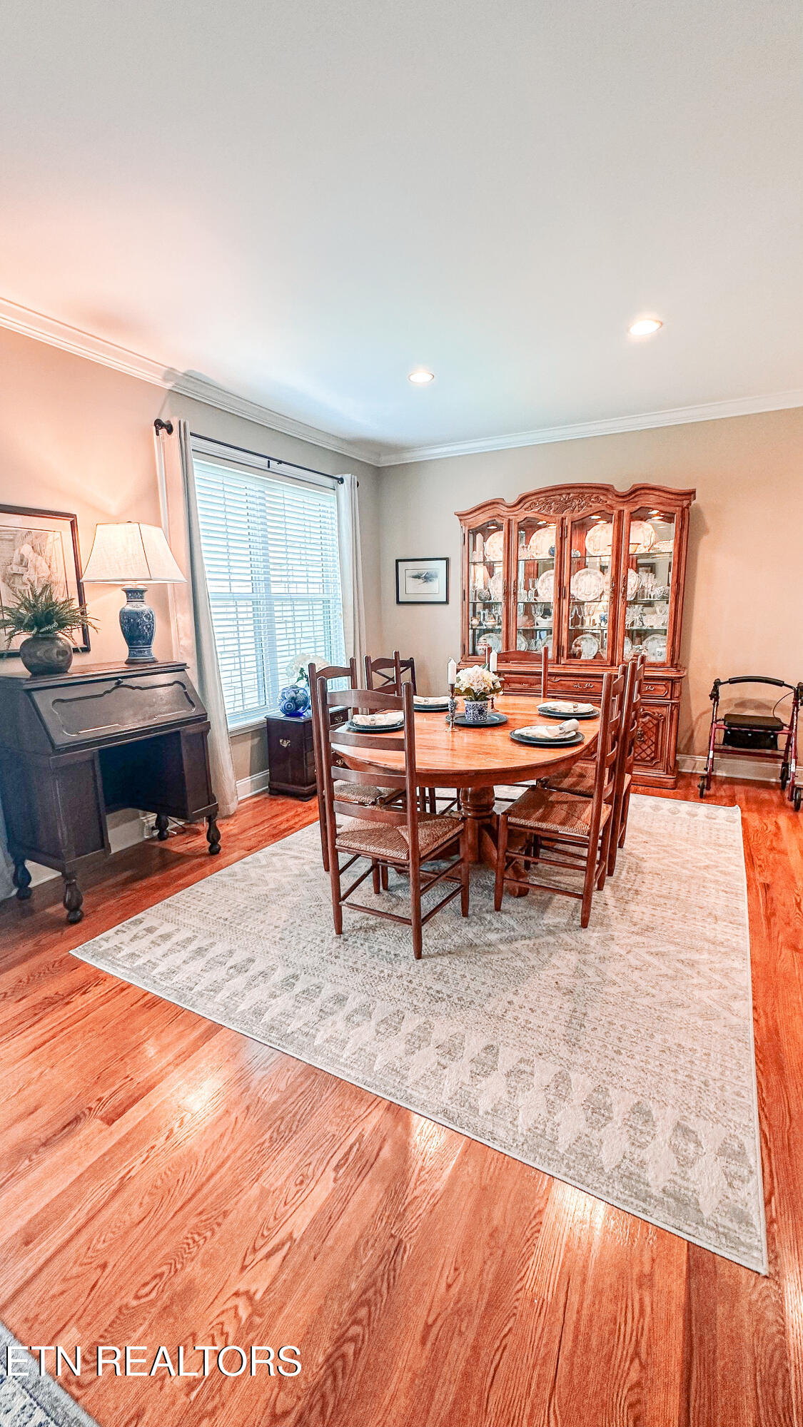 1145 Creekside Village Way