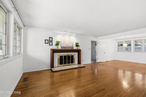 Tiny photo for 7002 Downing Drive, Knoxville, TN 37909 (MLS # 1336211)
