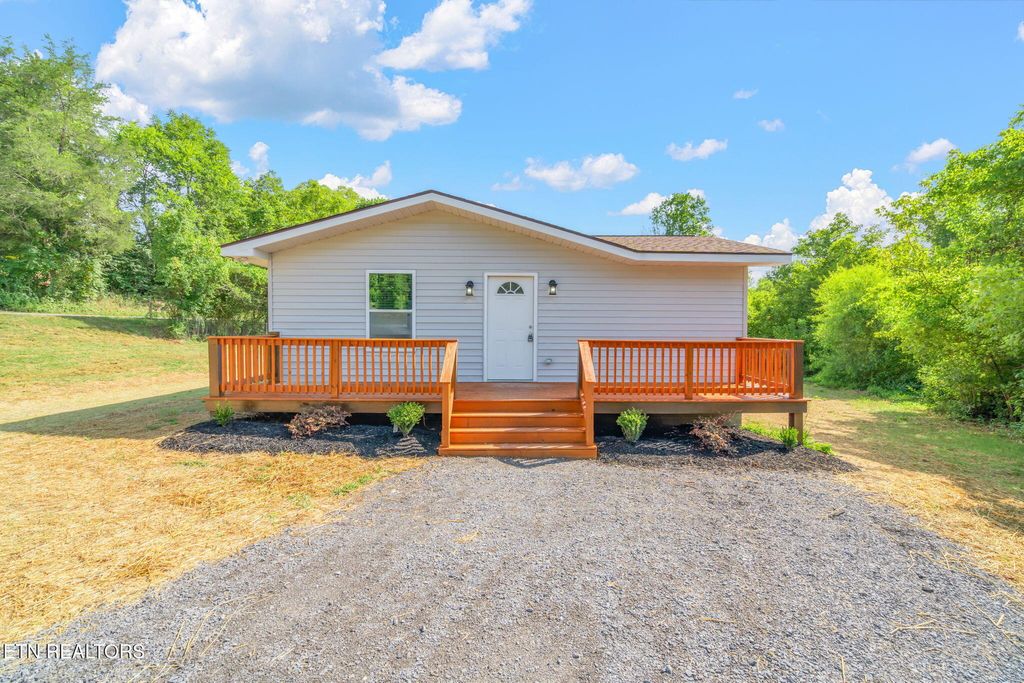 Photo of 205 Brock Rd, Maynardville, TN 37807 (MLS # 1310358)