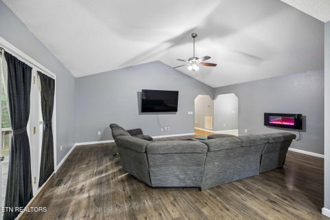 Tiny photo for 1009 Seneca Court, Crossville, TN 38572 (MLS # 1359887)