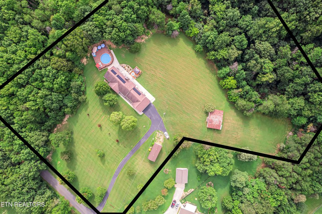 Photo of 1737 Oakdale Drive, Dandridge, TN 37725 (MLS # 1314398)