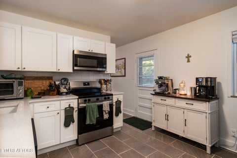 Tiny photo for 1230 April Drive, Knoxville, TN 37919 (MLS # 1360159)