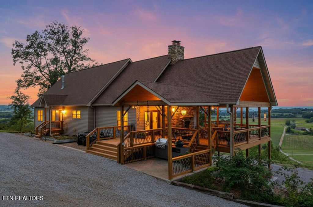 Photo of 1001 Dumplin Valley Rd E Rd, Jefferson City, TN 37760 (MLS # 1317733)