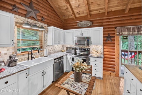 Tiny photo for 2104 Reid Lane, Pigeon Forge, TN 37876 (MLS # 1348434)