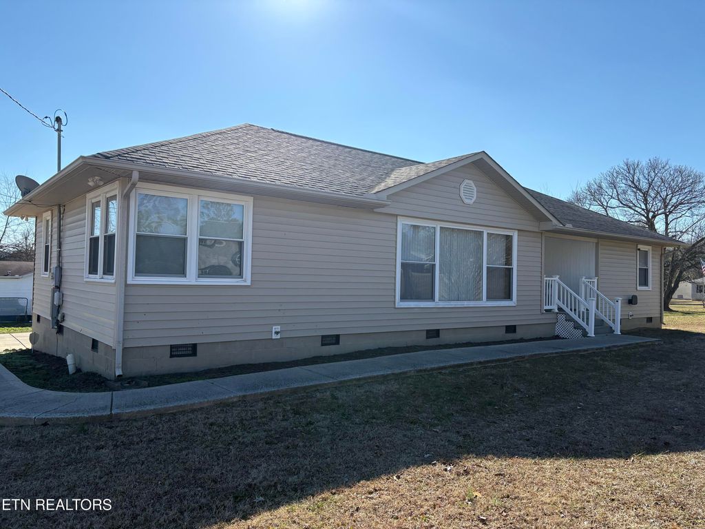 Photo of 1205 Mobile Drive, Kingston, TN 37763 (MLS # 1286630)