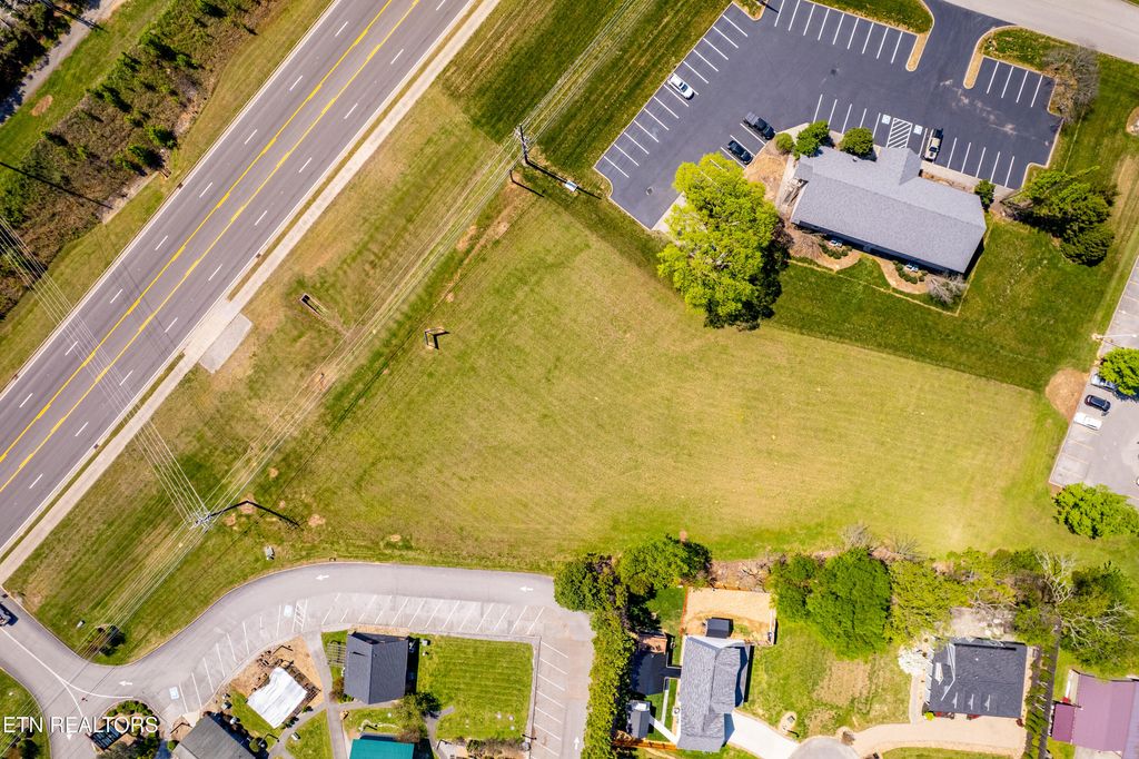 Photo of 8017 E Lamar Alex Pkwy, Townsend, TN 37882 (MLS # 1336137)